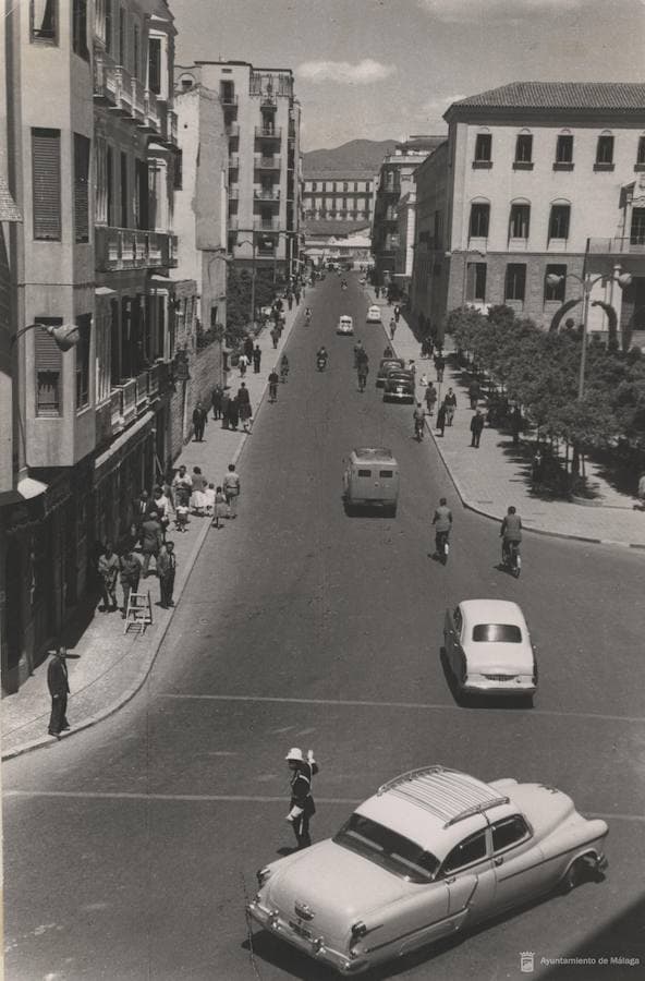 Estampas del siglo pasado de esta vía del Centro rescatadas del archivo del Ayuntamiento 