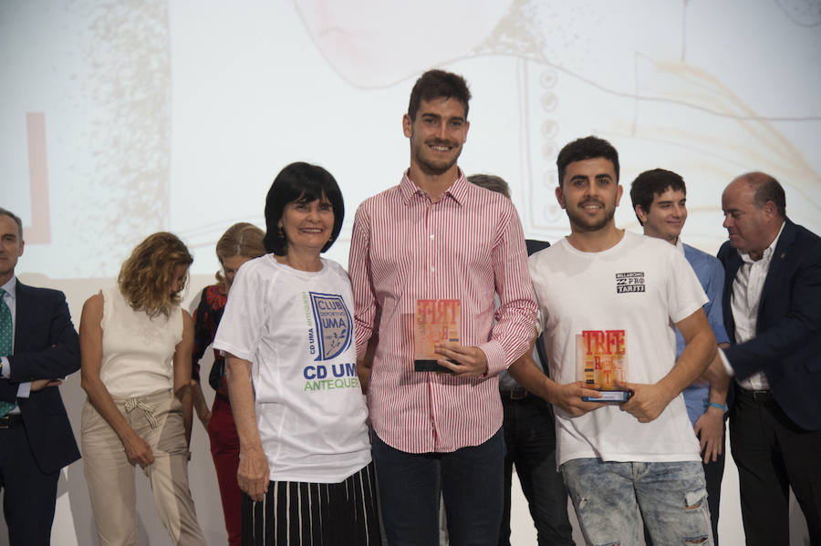 La Universidad premia al UMA Antequera y al Málaga femenino, entre otros, y recuerda a la figura de Carlos Serra