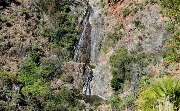 Cascada de Horcajuelos