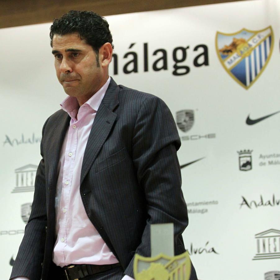 En mayo de 2012, decide marcharse del club blanquiazul y dimite. "Me voy porque no me siento cómodo", dijo el veleño en rueda de prensa.