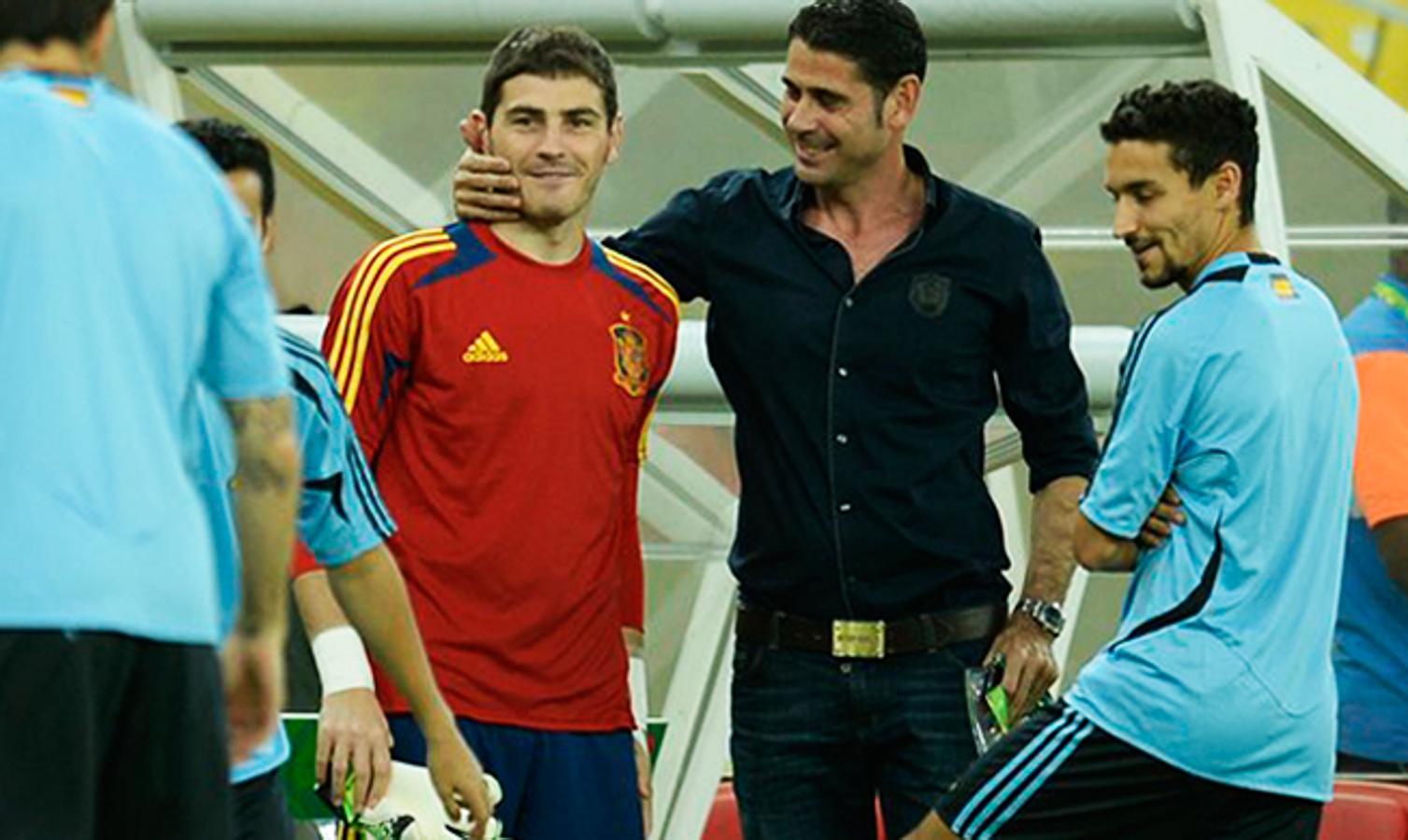 En el verano de 2007, Hierro se incorporó a la Real Federación Española de Fútbol como Director Deportivo, con la que consiguió el Campeonato de Europa y el Campeonato del Mundo en 2010.