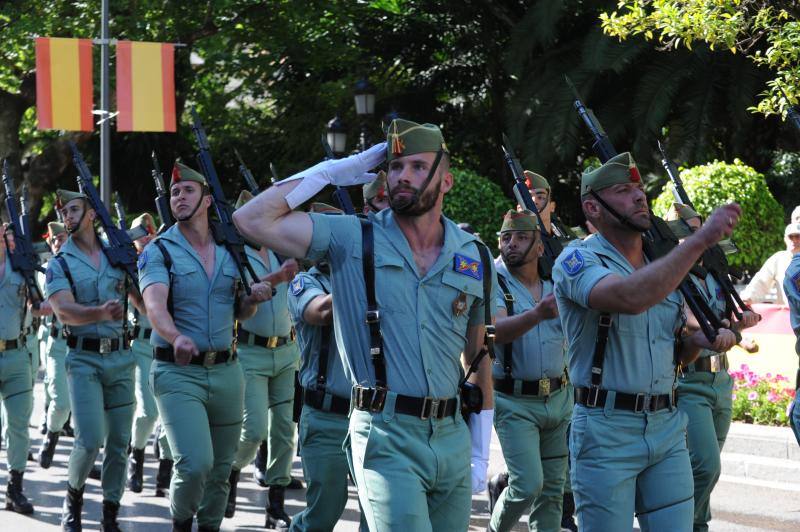 Repaso en imágenes de la jura de bandera celebrada este domingo