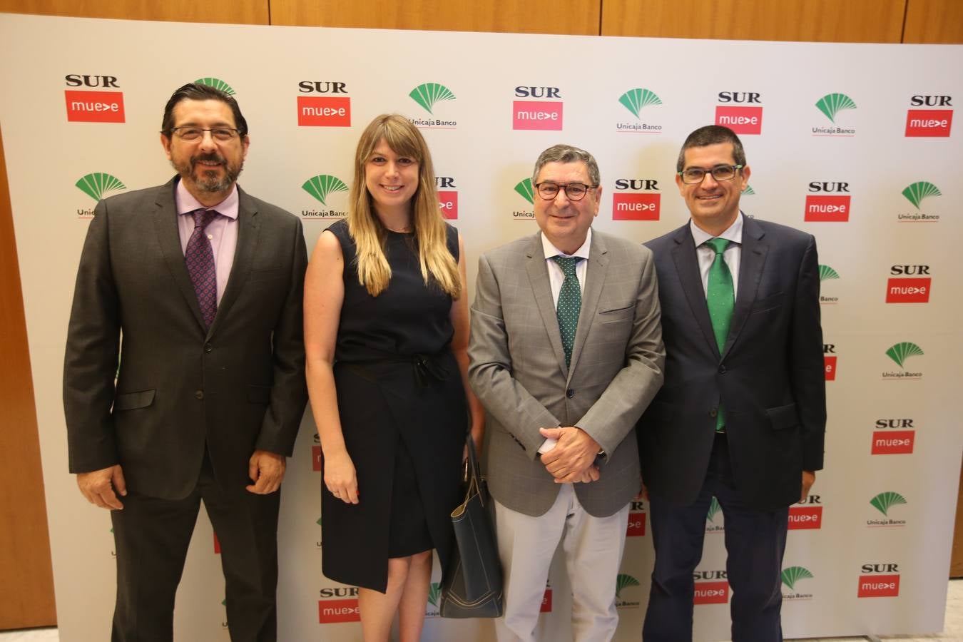 Numerosas personalidades de la sociedad malagueña han asistido al Foro SUR con la presidenta de la Junta de Andalucía, Susana Díez, que se ha desarrollado en el hotel NH de Málaga capital, hoy lunes 18 de junio