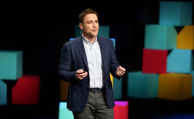 El ejecutivo, durante una presentación de su sistema de mensajería en San Francisco. Slack es una herramienta que promete desterrar la avalacha de correos electrónicos.