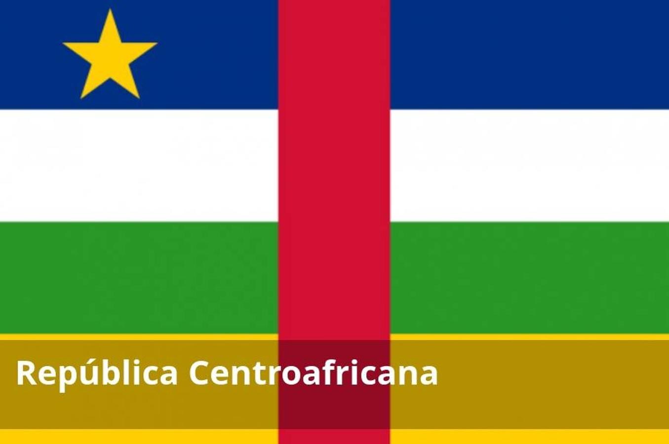 Se recomienda a los españoles que se encuentren en el país que lo abandonen lo antes posible. La República Centroafricana ha llevado a cabo una transición política que ha estado marcada por una enorme crisis humanitaria y un alto nivel de violencia. A pesar el despliegue de tropas internacionales, el país vive una situación de calma relativa dado que las milicias rebeldes no han sido desarmadas y la violencia podría reiniciarse en cualquier momento.