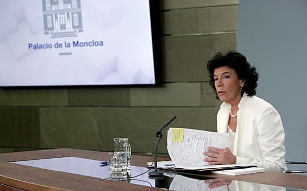 La Ministra de Educación y portavoz del Gobierno, Isabel Celáa. 