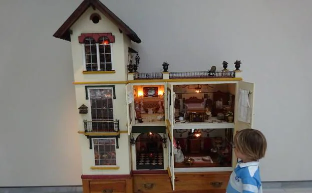 Cambio tu estilo de vida para vivir en una casita miniatura