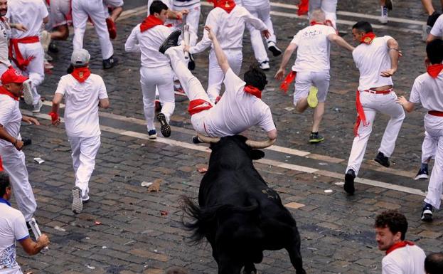 Un herido por asta de toro a pesar de la nobleza de los toros del Puerto de San Lorenzo