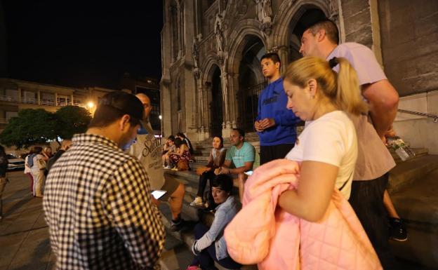 Una treintena de personas participó en la batida popular anoche