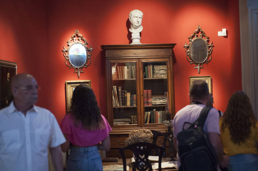 La Casa Natal, el Centre Pompidou Málaga y la Colección del Museo Ruso ofrecieron, con la entrada gratuita, diversas actividades entre las ocho de la tarde y la medianoche y diez grados menos que en la calle dentro de la iniciativa 'Noche en el Museo'.