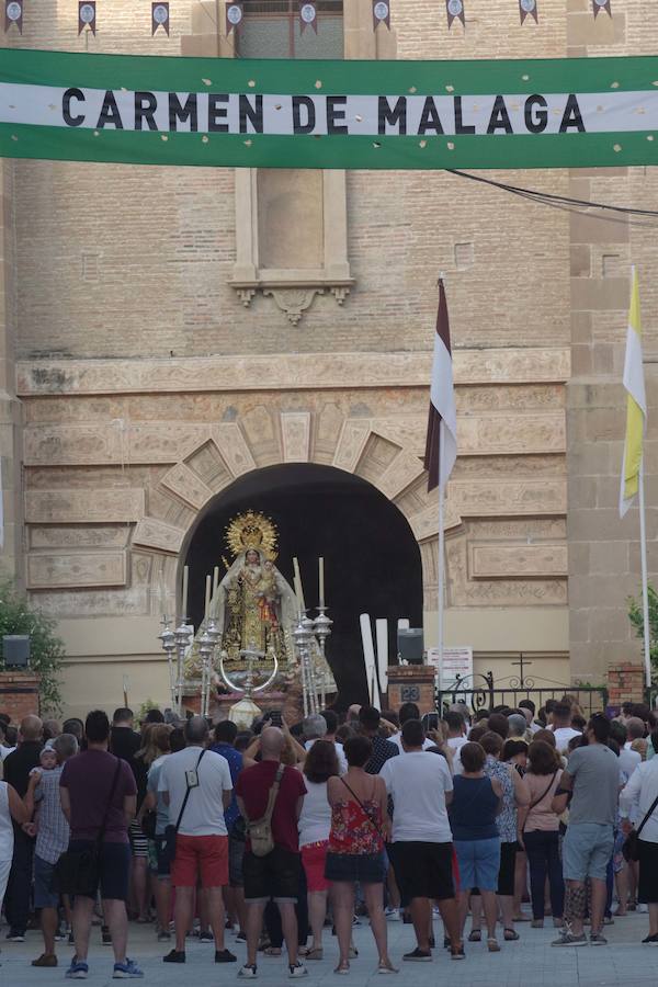 La devoción va desde las profundidades de la bahía malagueña a los altares de la Catedral, pasando por un barrio de gran sabor marinero como Huelin