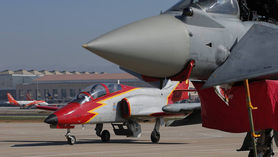 Llegada de las aeronaves para el Torre del Mar Airshow 2018 a la Base Aérea de Málaga. 