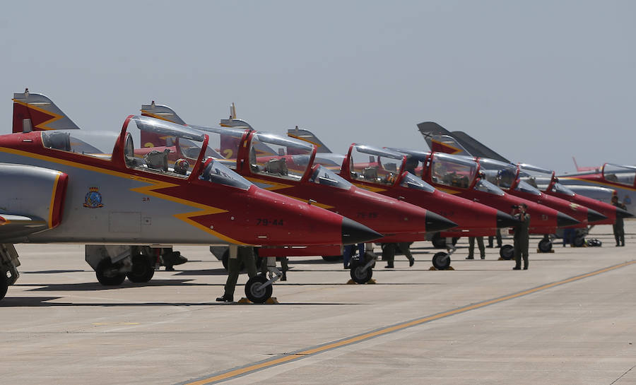 Llegada de las aeronaves para el Torre del Mar Airshow 2018 a la Base Aérea de Málaga. 