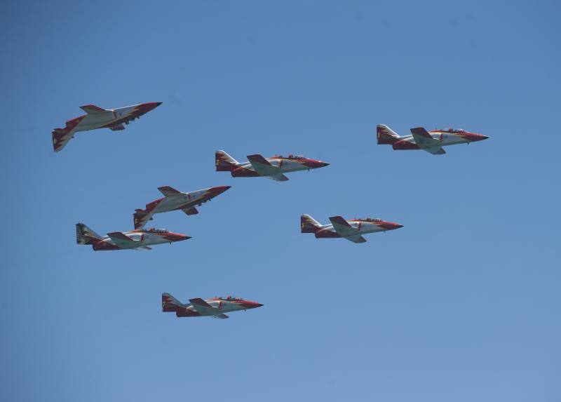 Torre del Mar acoge este festival aéreo internacional con 40 aeronaves de cuatro países diferentes 