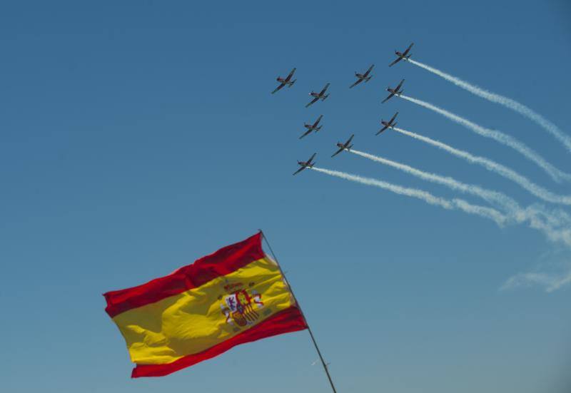 Torre del Mar acoge este festival aéreo internacional con 40 aeronaves de cuatro países diferentes 