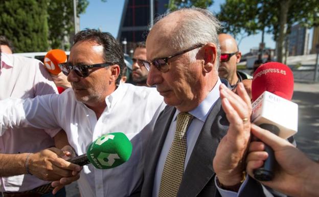 El exvicepresidente del Gobierno Rodrigo Rato, a su llegada a los juzgados madrileños de Plaza de Castilla.