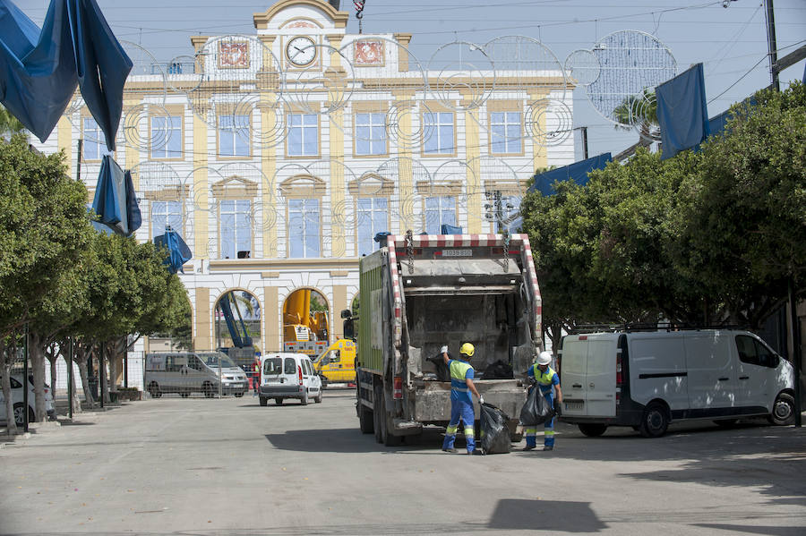 Cuenta atrás para la Feria de Málaga 2018 y en el Real del Cortijo de Torres se trabaja para que todo esté a punto.