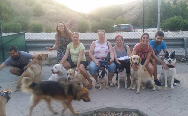Vecinos de la barriada se oponen al cierre del parque. 
