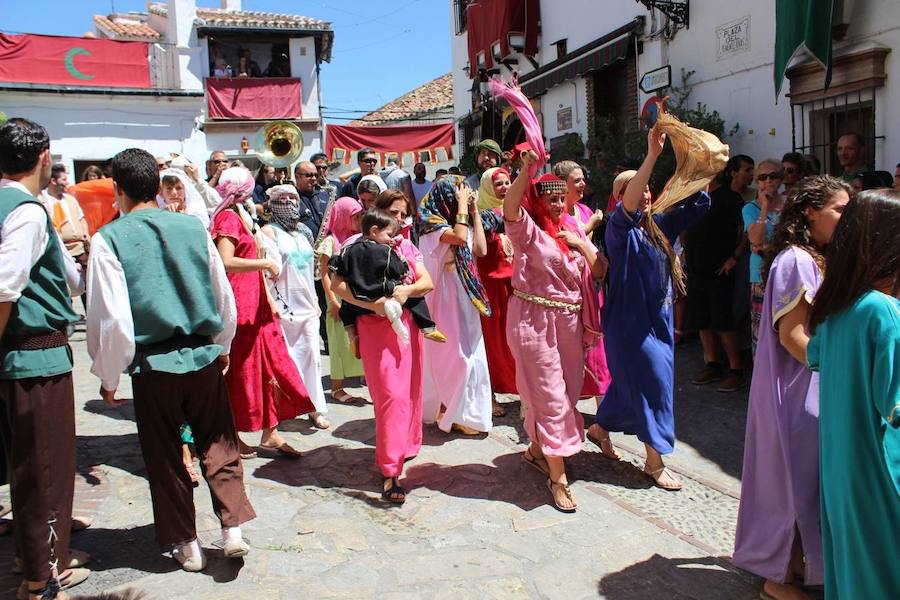 Las calles de Benalauría acogen una representación histórica. 