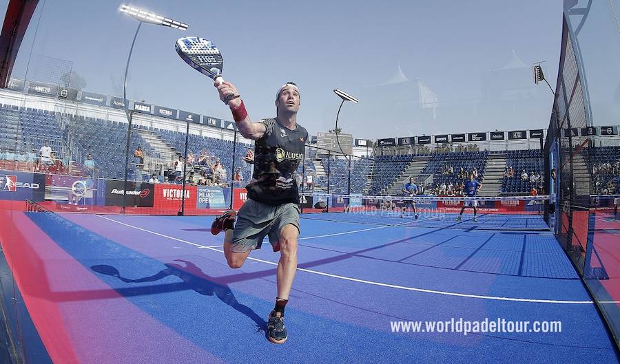 Recopilatorio de imágenes de los cruces de la ronda de dieciseisavos de final de Cervezas Victoria Open Mijas correspondiente al World Padel Tour.