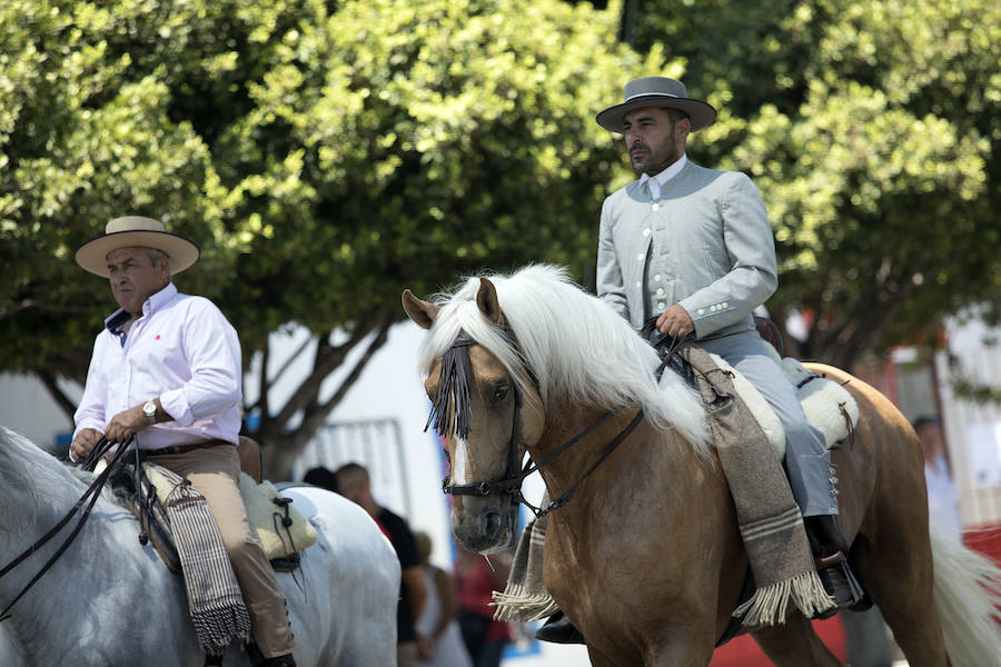 Fotos: Las mejores imágenes del primer domingo de la Feria de Málaga 2018