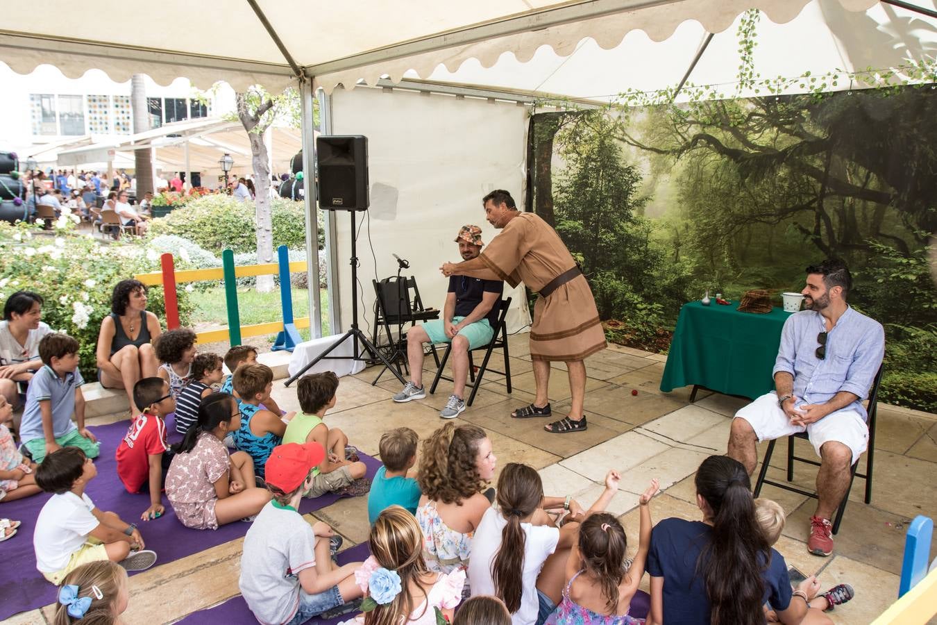 Feria de los Niños en calle Alcazabilla