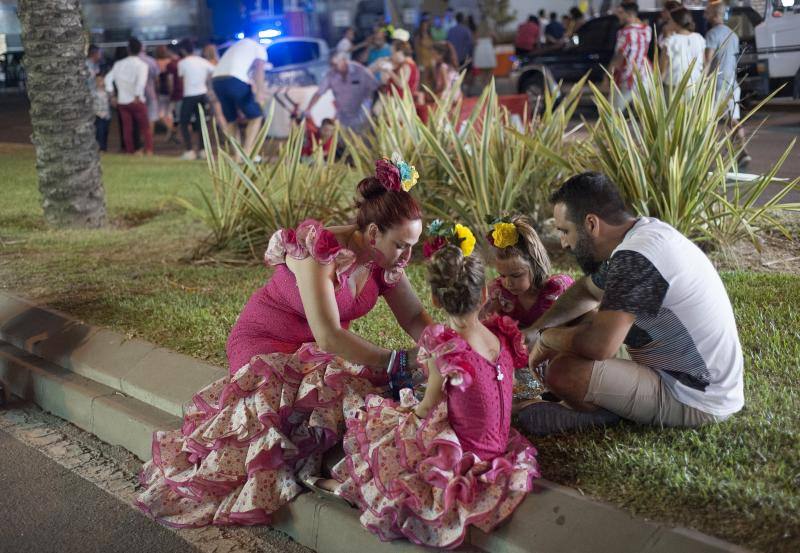 Las mejores imágenes de la tercera jornada de fiesta en la capital: La noche, en el Cortijo de Torres