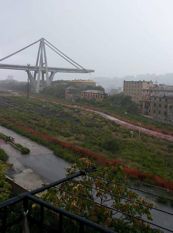 Se trata del puente Morandi, del que se desplomó un tramo de dos carriles de unos cien metros de longitud