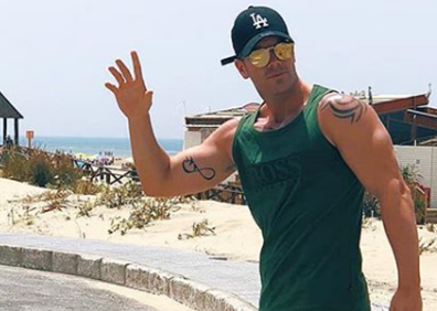 Imagen secundaria 1 - José Sánchez, el guardia civil que causa furor en Instagram