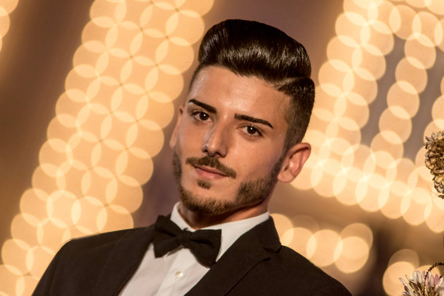 Paloma Burgueño Franco y Edgar Benítez Villodres fueron coronados anoche como los más bellos de la capital durante la tradicional gala celebrada en la portada del Real de Cortijo de Torres