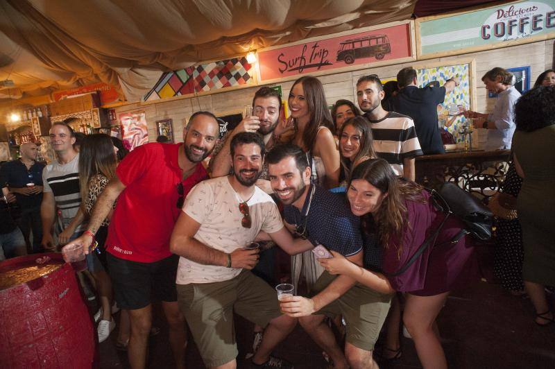 Ambiente en el Cortijo de Torres en la jornada del viernes.