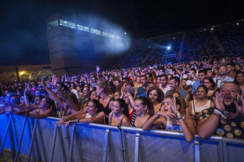 Gran ambiente en el penúltimo día de fiesta tanto en el Real como en el Centro. Actuación de Merche