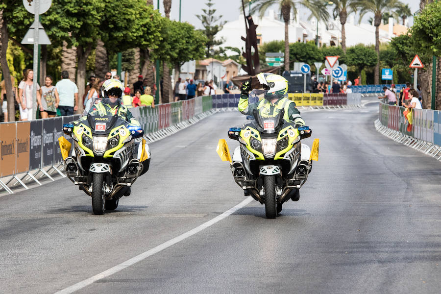 Málaga es protagonista en la Vuelta Ciclista España 2018. La etapa inicial y hasta otras tres tocan tierras malagueñas en una edición en la que hasta la canción oficial es de una malagueña. Aquí recogemos las mejores imágenes del paso por Málaga