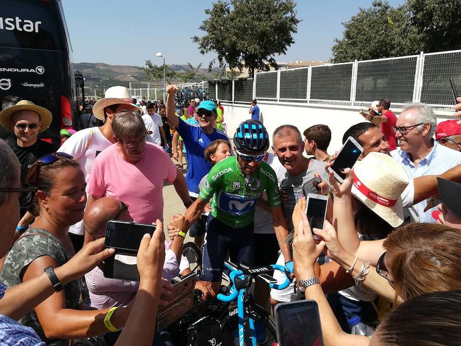 Málaga es protagonista en la Vuelta Ciclista España 2018. La etapa inicial y hasta otras tres tocan tierras malagueñas en una edición en la que hasta la canción oficial es de una malagueña. Aquí recogemos las mejores imágenes del paso por Málaga