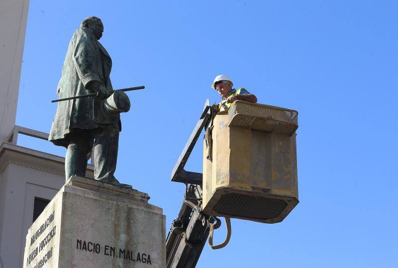 Comienzan los trabajos de restauración del conjunto escultórico, que también será trasladado a la sede de Chapitel en un par de semanas
