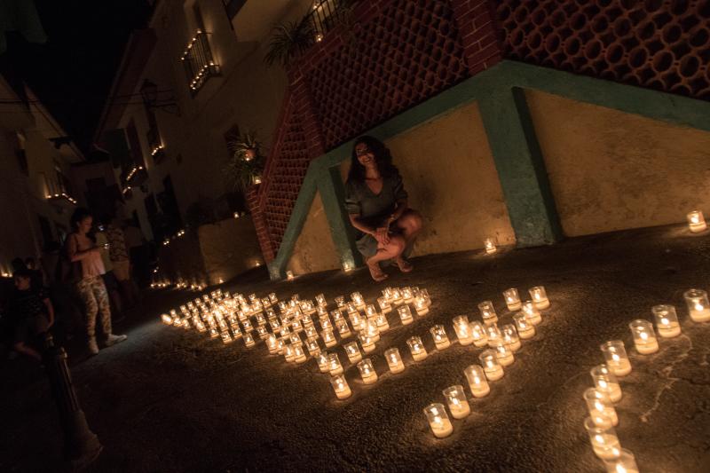 Velas, zocos o talleres dan vida al encuentro, que este viernes recibió a Niña Pastori y que el domingo echa el cierre con Triana