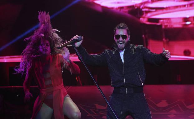 Maluma hizo bailar al Auditorio con sus éxitos.