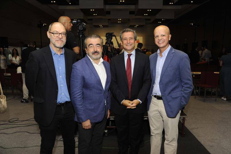 El desayuno-coloquio en colaboración con la Fundación Cajasol se celebró en el Hotel Barceló