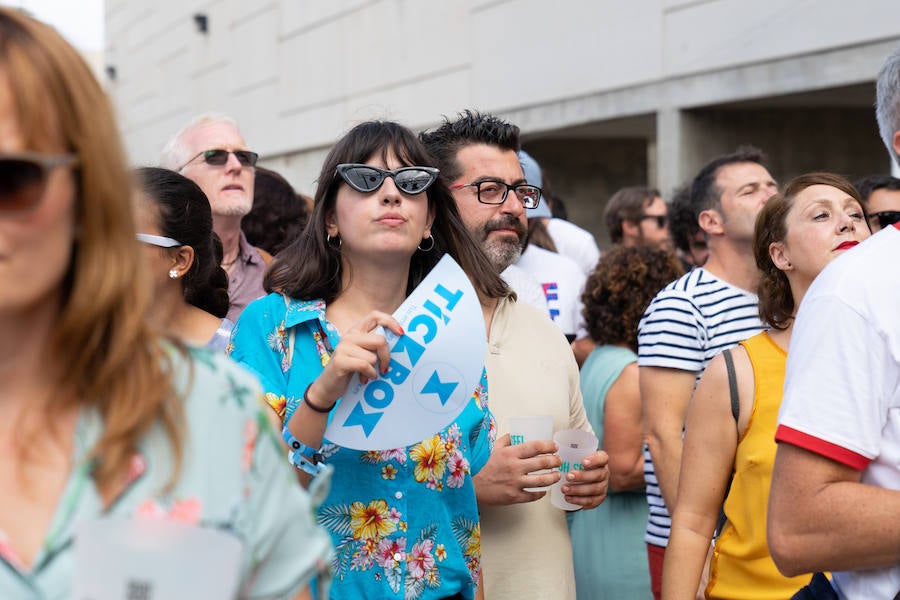 Los Planetas, Iván Ferreiro, Sidonie, La Casa Azul y Coque Malla actuaron en el Auditorio