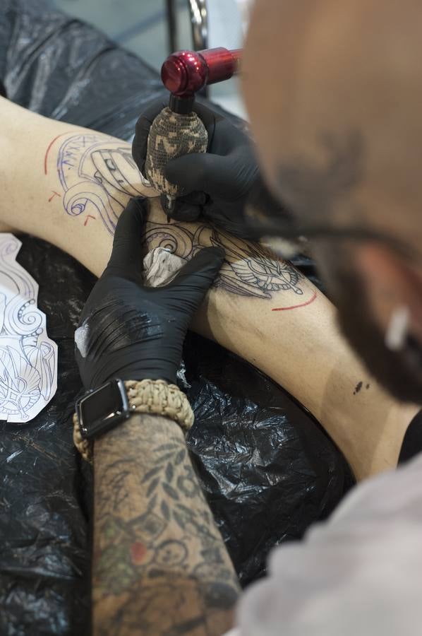 Todo por y para los tatuajes. Málaga celebra la quinta edición de este evento dedicado a este mundo, que acoge novedades y tendencias del sector y un gran número de oportunidedes de llevarse una nueva obra de profesional tatuador. 