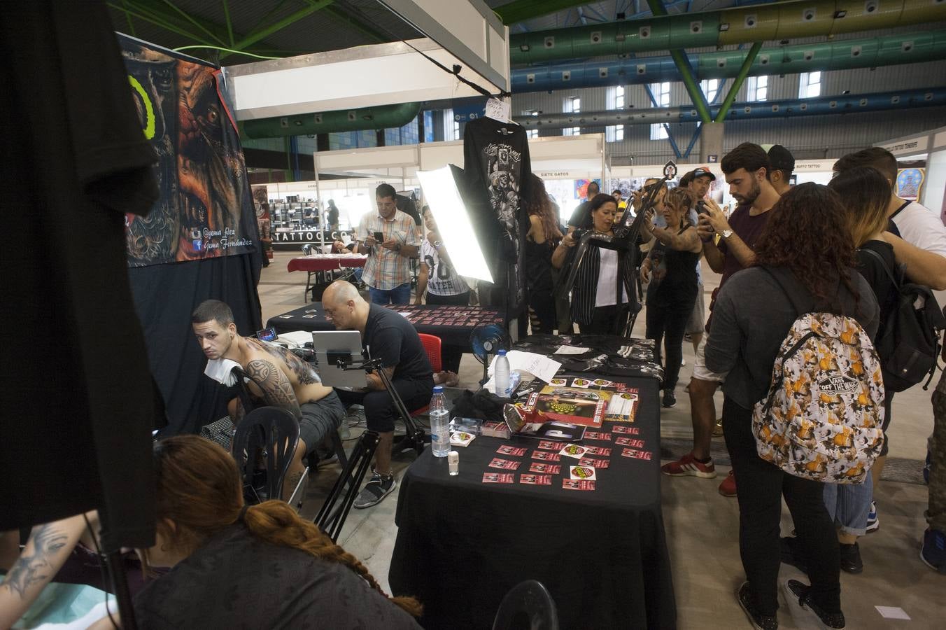 Todo por y para los tatuajes. Málaga celebra la quinta edición de este evento dedicado a este mundo, que acoge novedades y tendencias del sector y un gran número de oportunidedes de llevarse una nueva obra de profesional tatuador. 