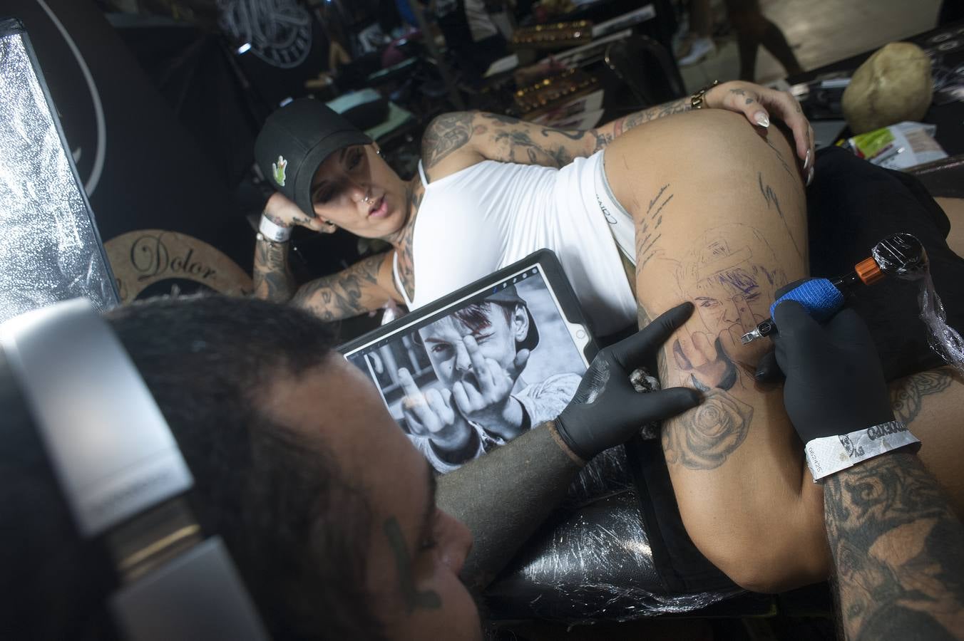 Todo por y para los tatuajes. Málaga celebra la quinta edición de este evento dedicado a este mundo, que acoge novedades y tendencias del sector y un gran número de oportunidedes de llevarse una nueva obra de profesional tatuador. 