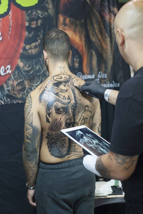 Todo por y para los tatuajes. Málaga celebra la quinta edición de este evento dedicado a este mundo, que acoge novedades y tendencias del sector y un gran número de oportunidedes de llevarse una nueva obra de profesional tatuador. 