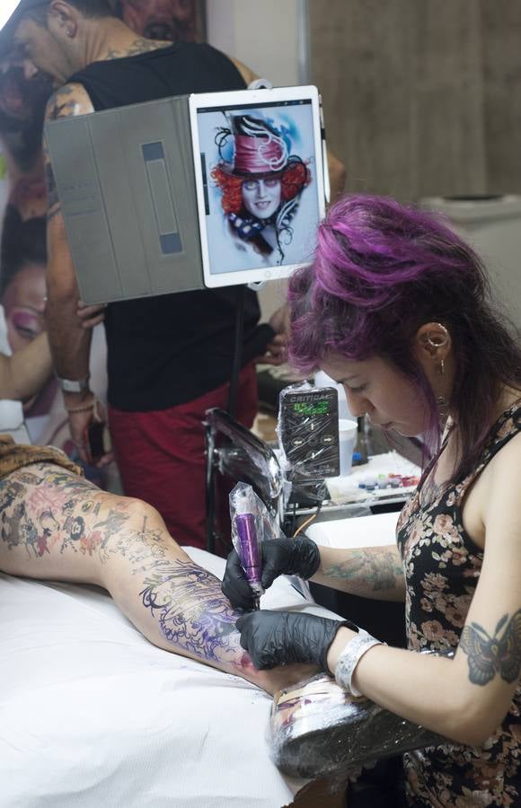 Todo por y para los tatuajes. Málaga celebra la quinta edición de este evento dedicado a este mundo, que acoge novedades y tendencias del sector y un gran número de oportunidedes de llevarse una nueva obra de profesional tatuador. 