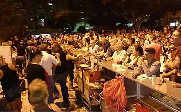 Una verbena con mucho corazón