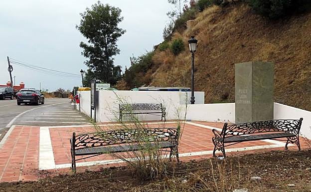 Plaza Juan Hoffmann, junto al Colegio Alemán.