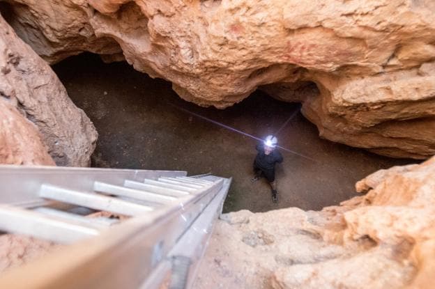 Imagen de archivo de la Cueva de la Victoria, que será objeto de un nuevo estudio. :: f. torres
