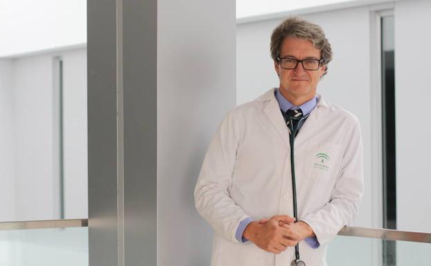 Juan José Gómez Doblas es jefe de sección de cardiología del Hospital Clínico Universitario. 