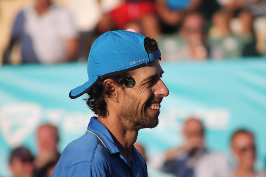 Juan Carlos Ferrero se lleva el torneo tras ganar a Safin