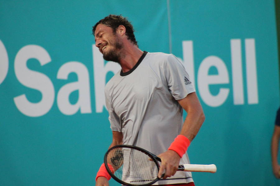 Juan Carlos Ferrero se lleva el torneo tras ganar a Safin